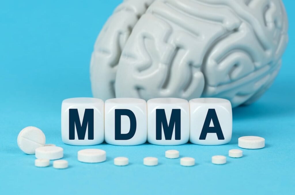 Personal experiences and anecdotal evidence on MDMA use for workouts